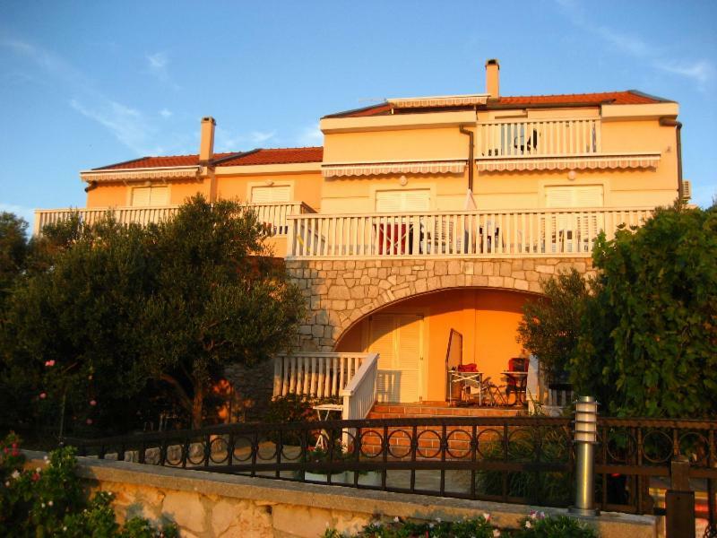 Apartmani Mudronja Murter Dış mekan fotoğraf